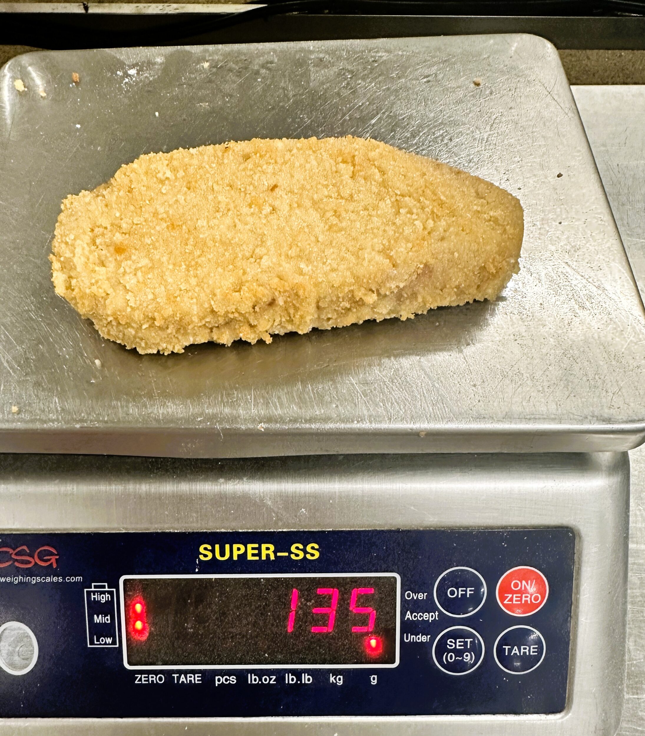 Frozen breaded pork cutlets – crispy UK-made escalopes from Meatex